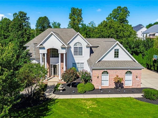 5432 Brook Run Drive , Medina, OH 44256