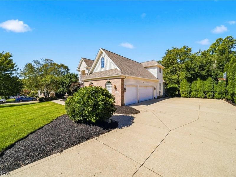 5432 Brook Run Drive, Medina, OH 44256 Photo 5