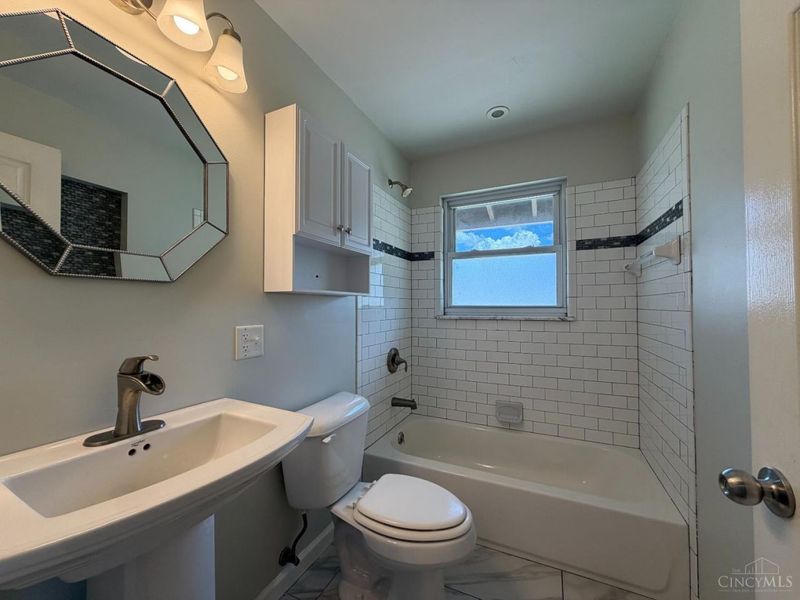 9132 Trinidad Drive, Colerain Township, OH 45231 Photo 8