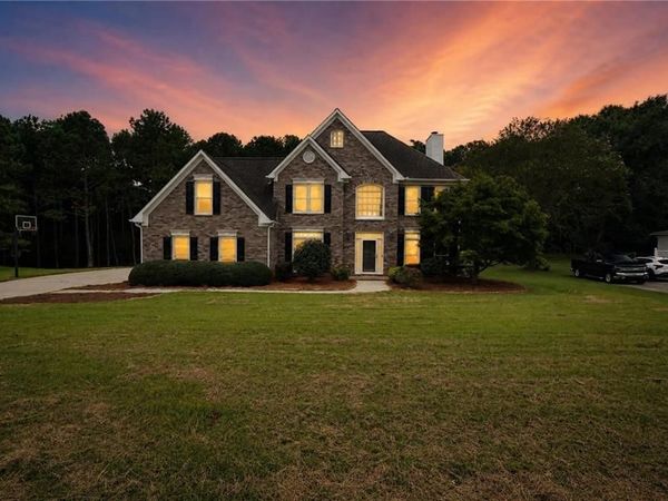 110 Hidden Lake, Fayetteville, GA 30215