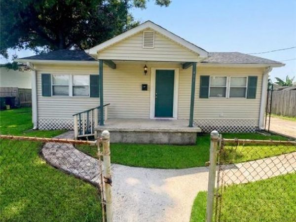 140 8TH Street, Bridge City, LA 70094