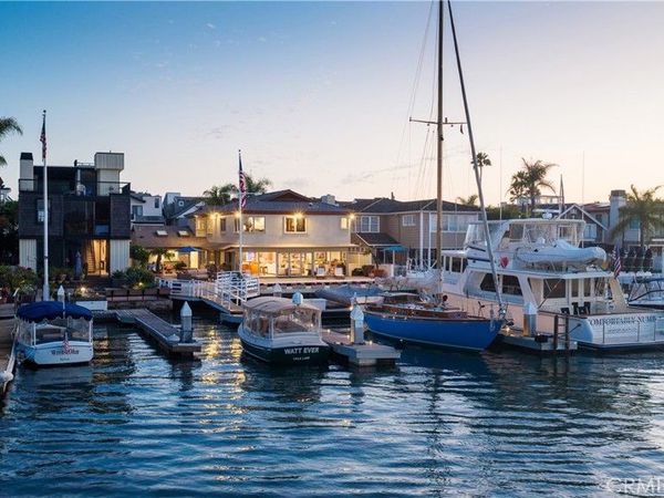 1114 E Balboa Boulevard, Newport Beach, CA 92661