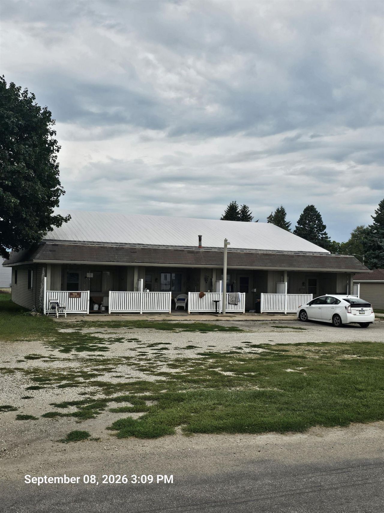 705 Grundy Avenue, Reinbeck, IA 50669 Main Photo