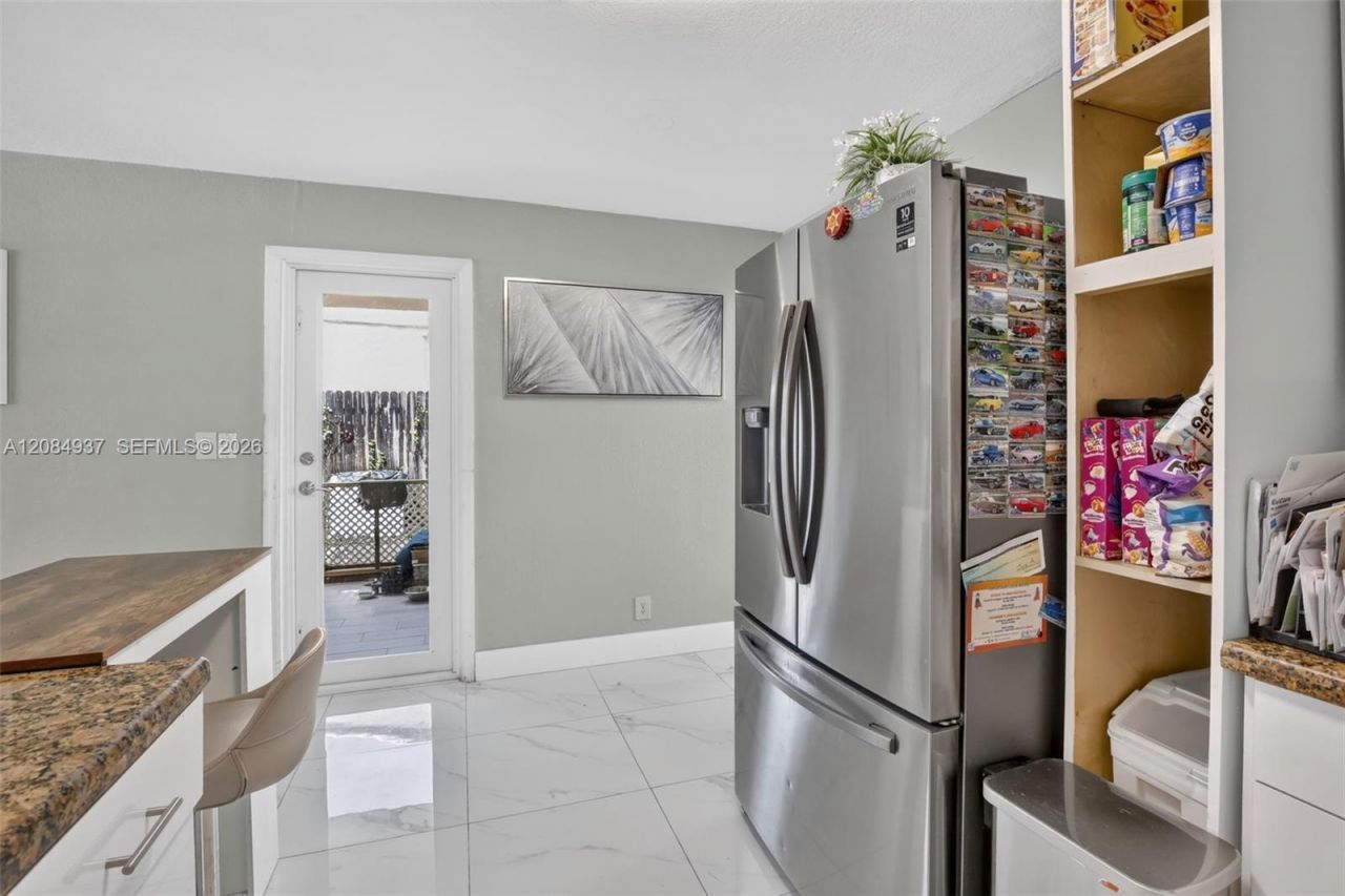 4351 SW 22nd St, Fort Lauderdale, FL 33317 Photo
