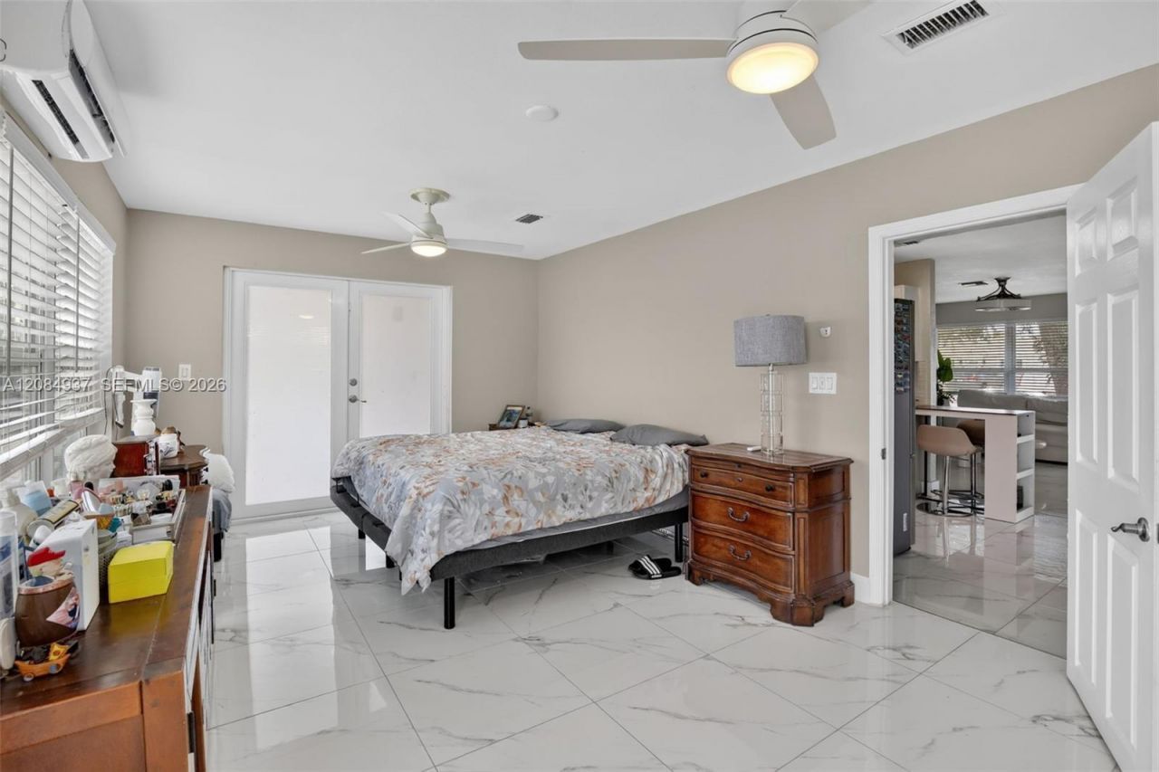 4351 SW 22nd St, Fort Lauderdale, FL 33317 Photo