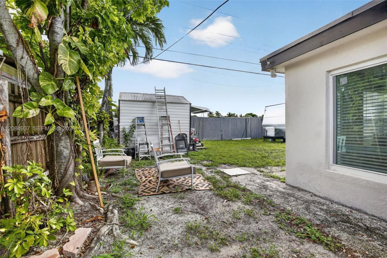 4351 SW 22nd St, Fort Lauderdale, FL 33317 Photo