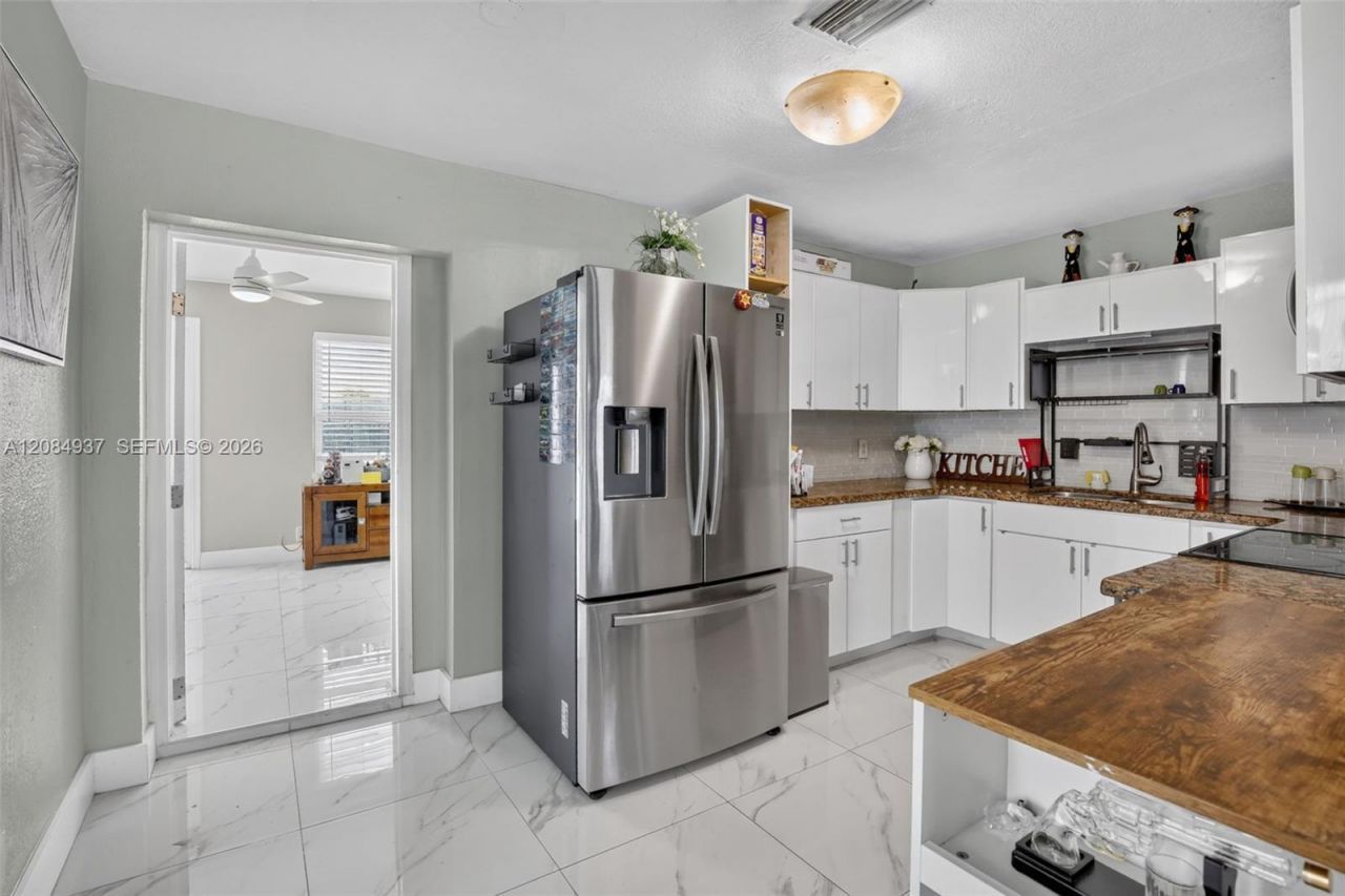 4351 SW 22nd St, Fort Lauderdale, FL 33317 Photo