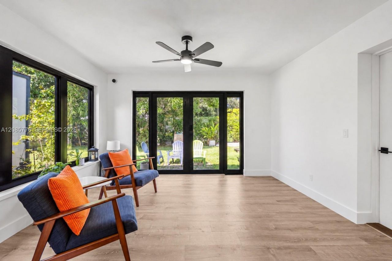 1126 E Hawthorne Cir, Hollywood, FL 33021 Photo