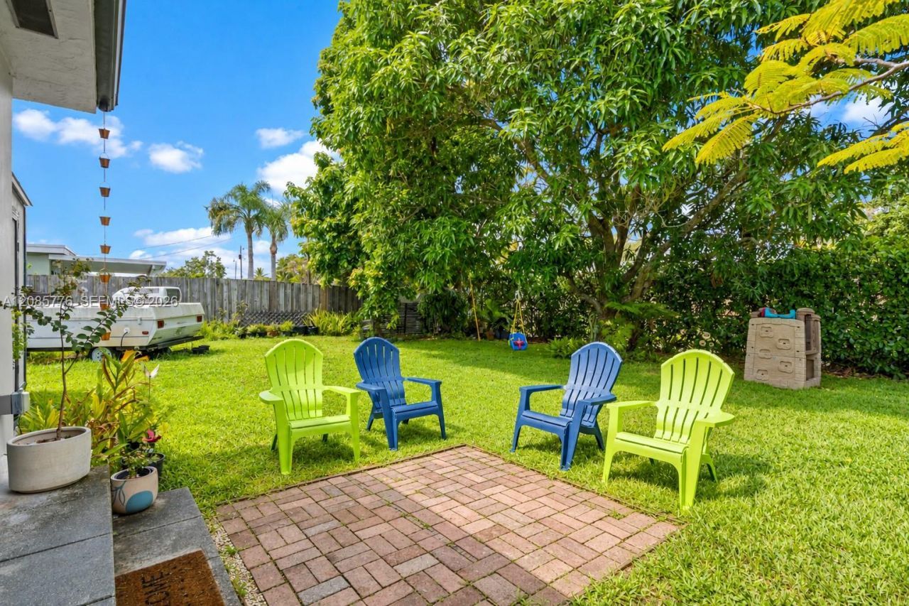1126 E Hawthorne Cir, Hollywood, FL 33021 Photo