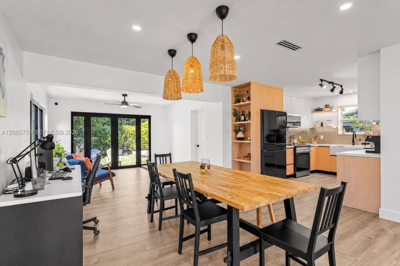 1126 E Hawthorne Cir, Hollywood, FL 33021 Photo