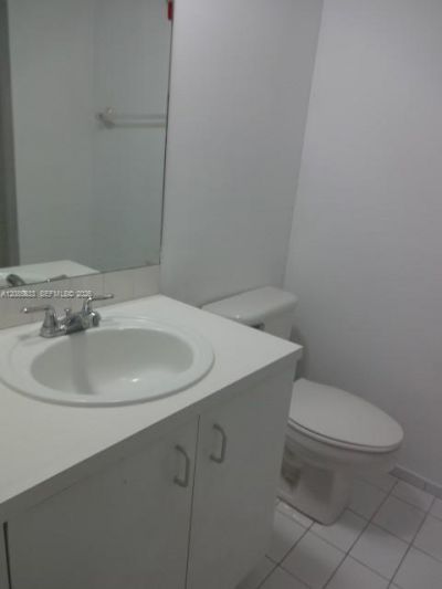 4681 NW 9th St, Unit 208, Miami, FL 33126 Photo