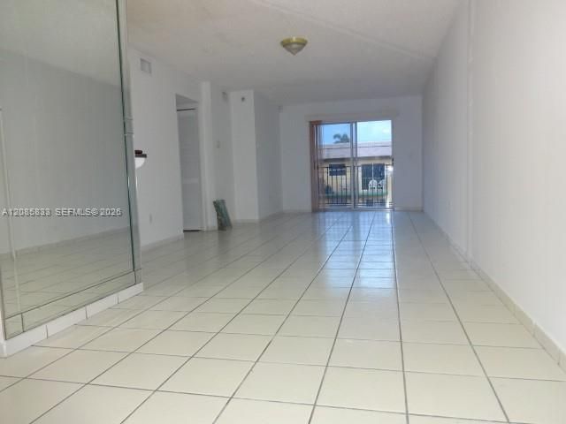 4681 NW 9th St, Unit 208, Miami, FL 33126 Photo