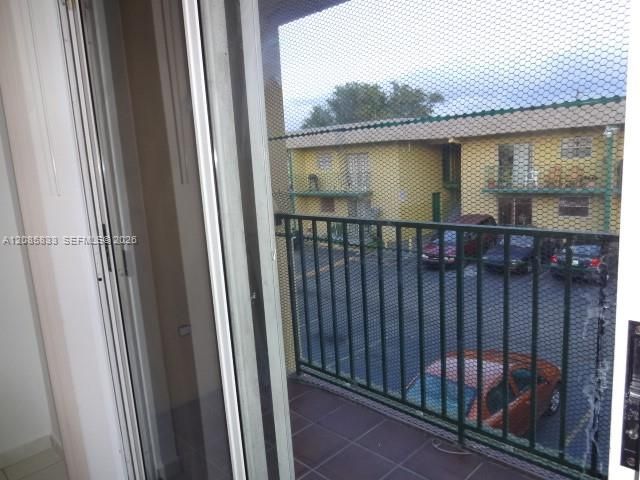 4681 NW 9th St, Unit 208, Miami, FL 33126 Photo