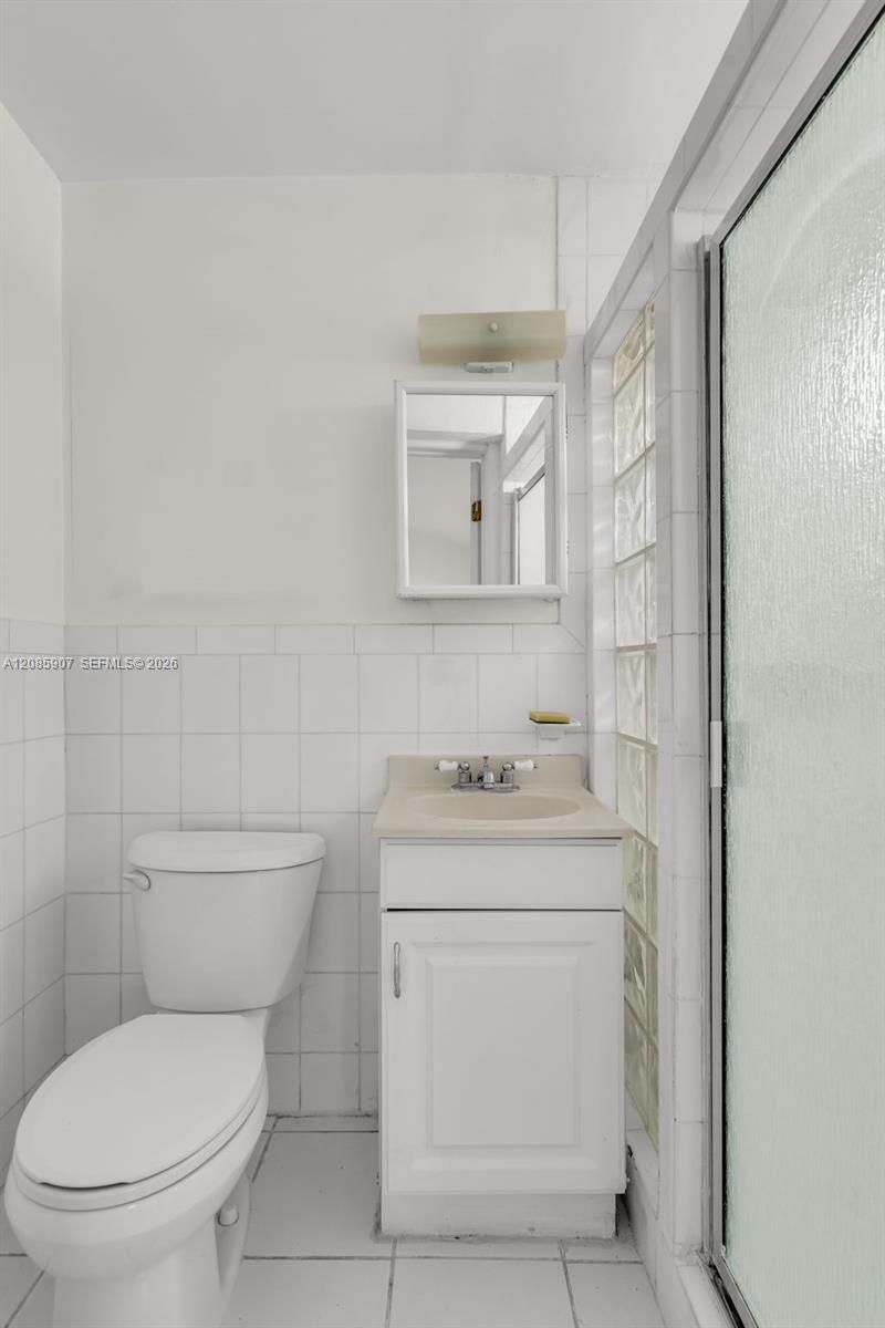 3640 SW 25th St, Unit Casita, Miami, FL 33133 Photo