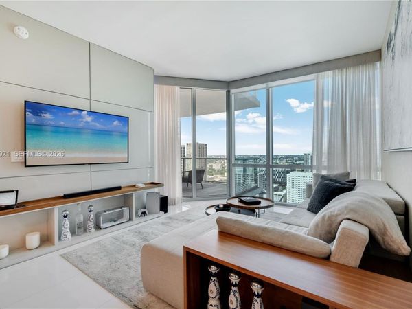 851 NE 1st Ave, Unit 3408, Miami, FL 33132