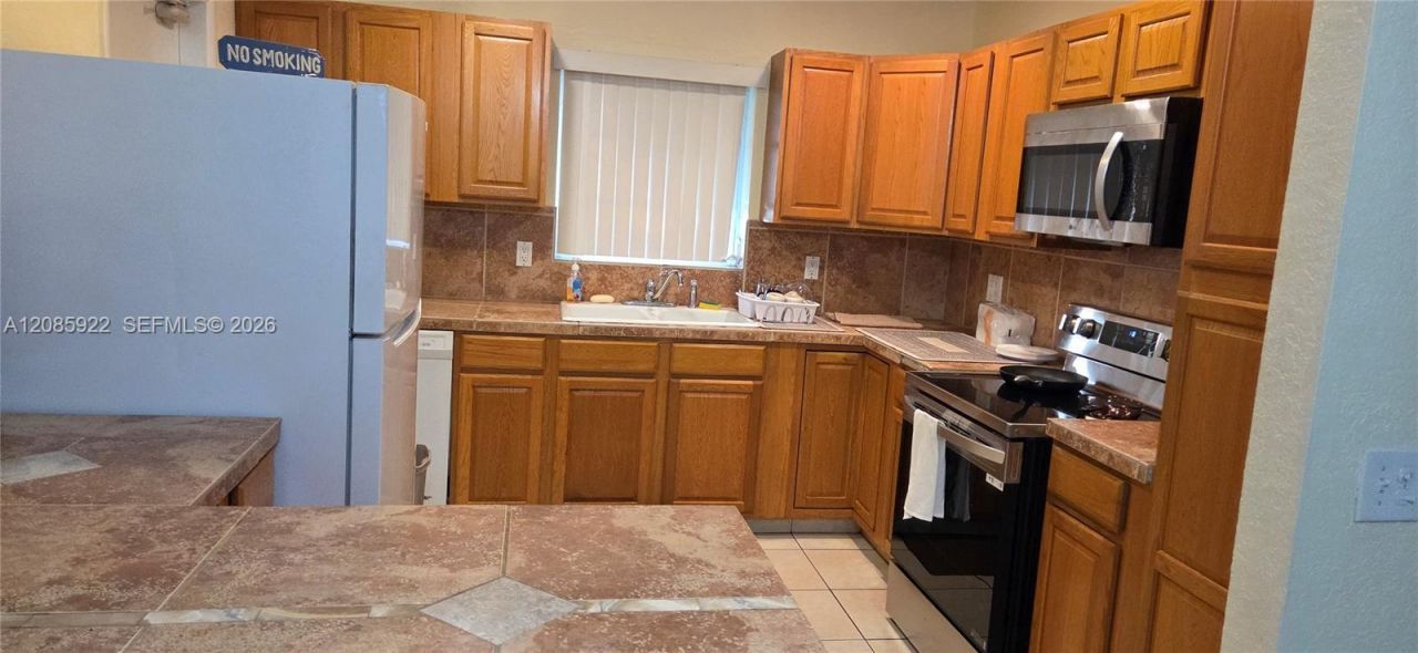 2359 N Wallen Dr, West Palm Beach, FL 33410 Photo