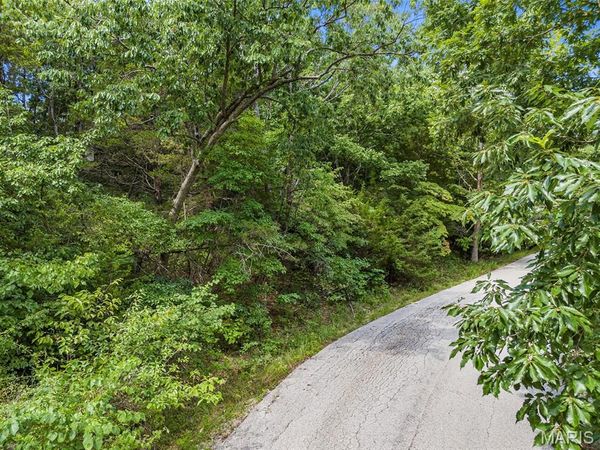 1 Rhett Butler Drive , Hillsboro, MO 63050