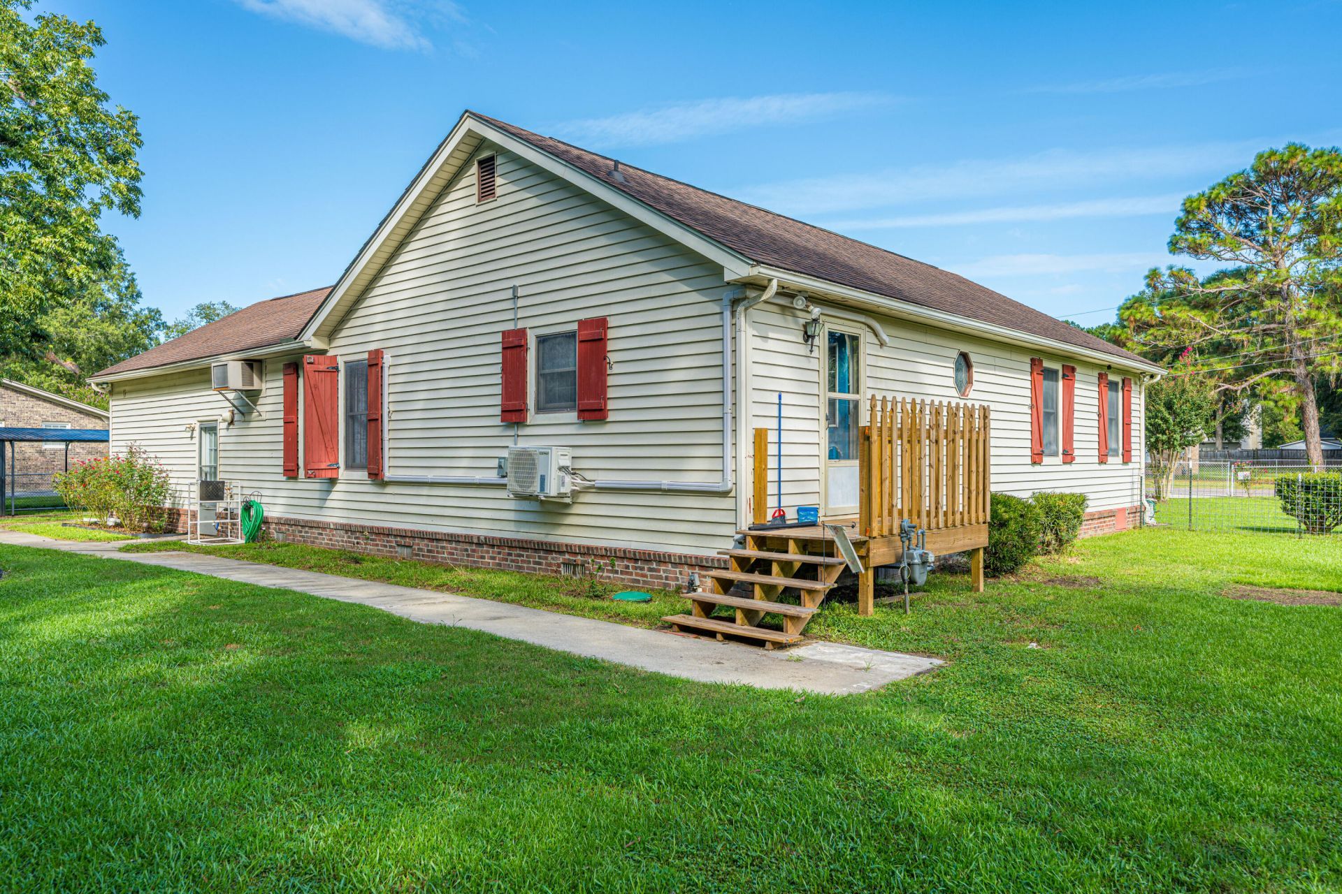 112 King Street Photo 18