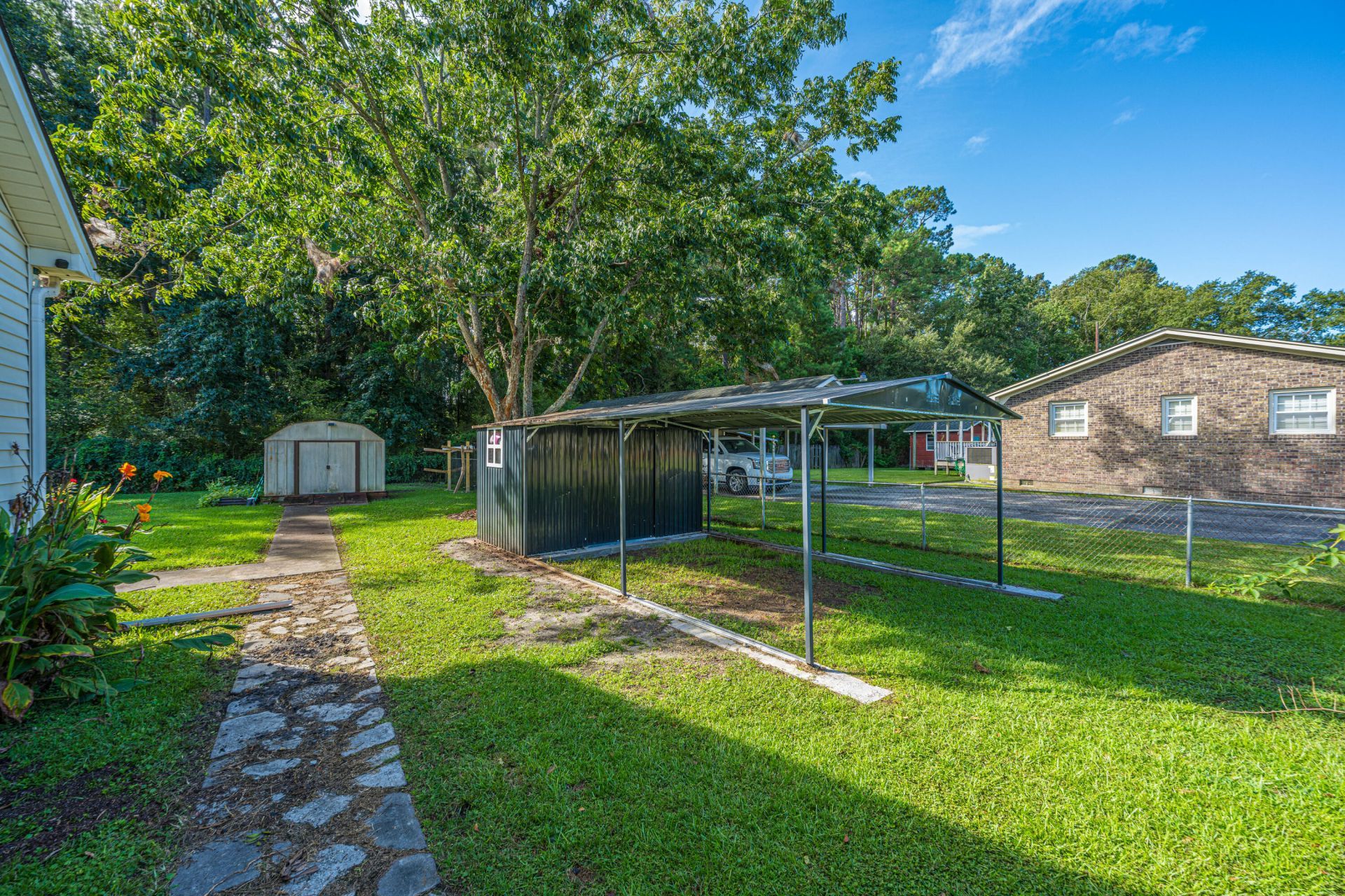 112 King Street Photo 21