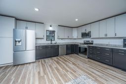 112 King Street photo 4