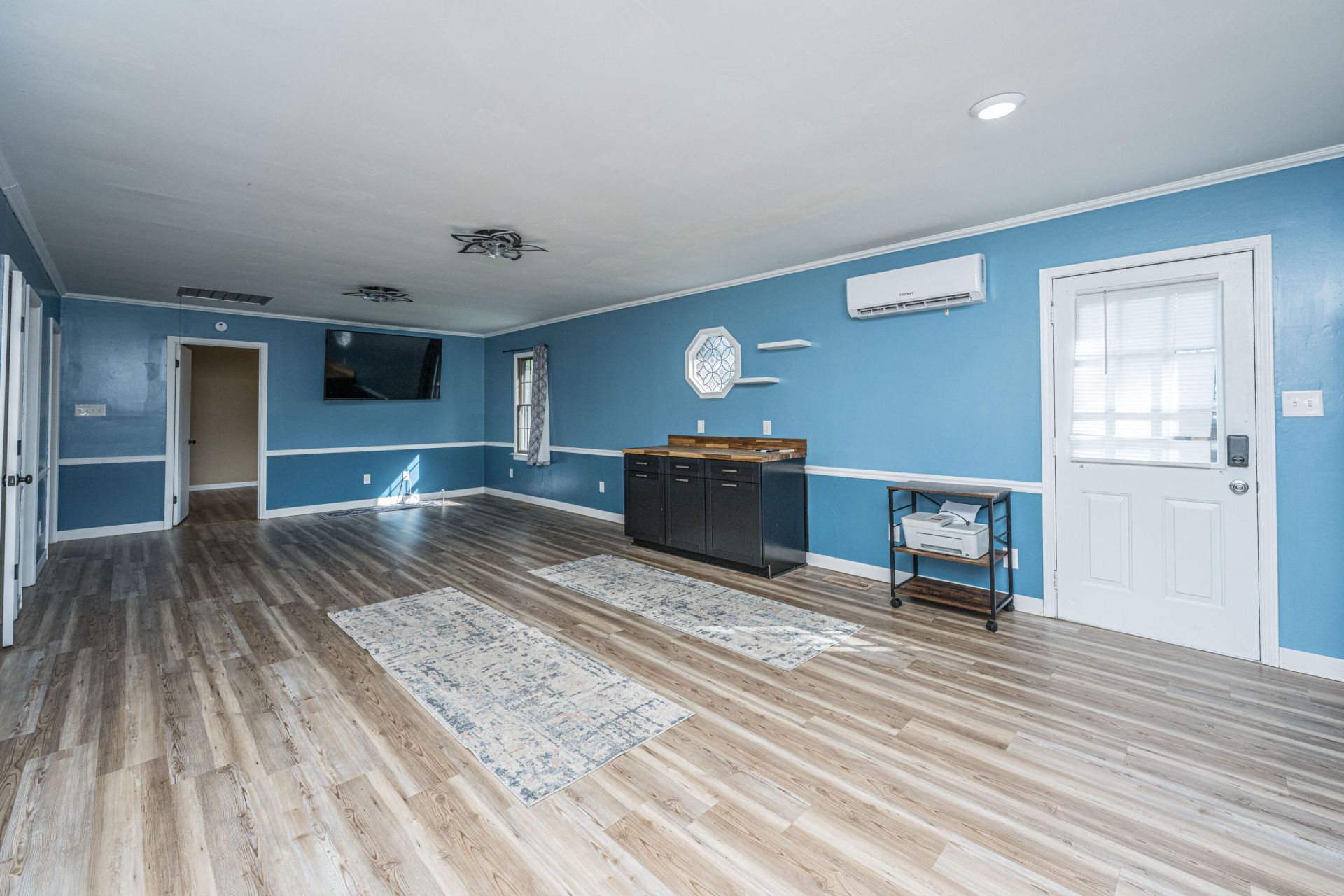 112 King Street Photo 6