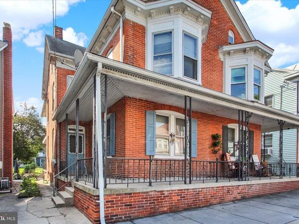 46 N WATER STREET , SPRING GROVE, PA 17362