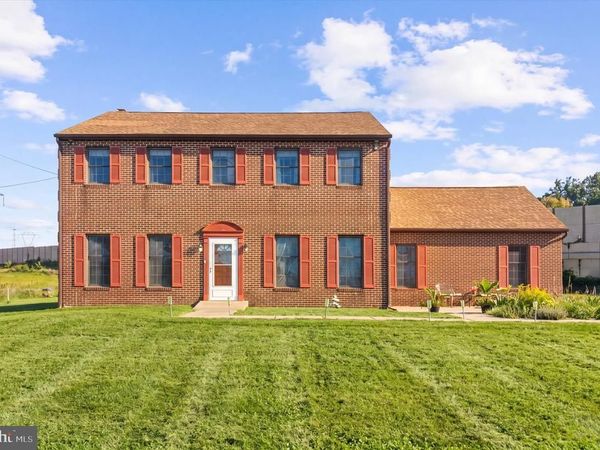 735 E TOWNSHIP LINE ROAD, BLUE BELL, PA 19422