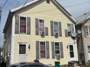 257 & 259 MARTIN AVENUE, CHAMBERSBURG, PA 17201