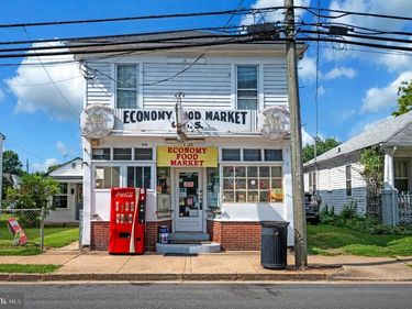 1806 FALL HILL AVENUE , FREDERICKSBURG, VA 22401