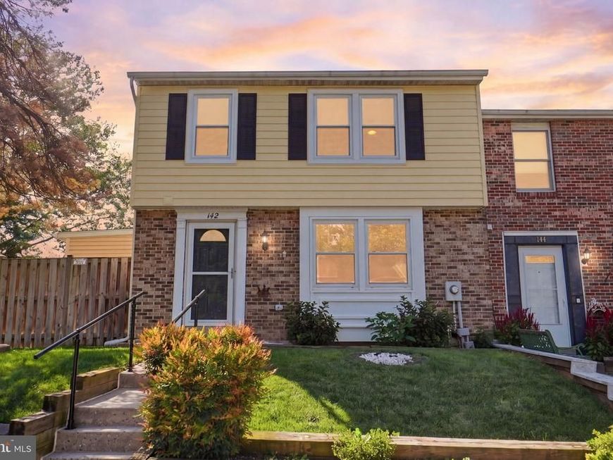 142 Fairfield Drive, Frederick, MD 21702 Main Photo