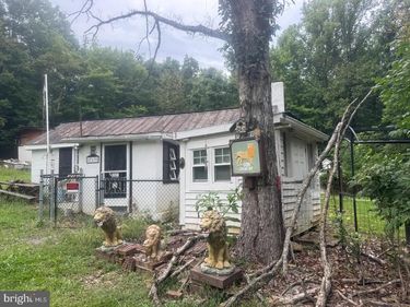 763 ZEPP , MAURERTOWN, VA 22644