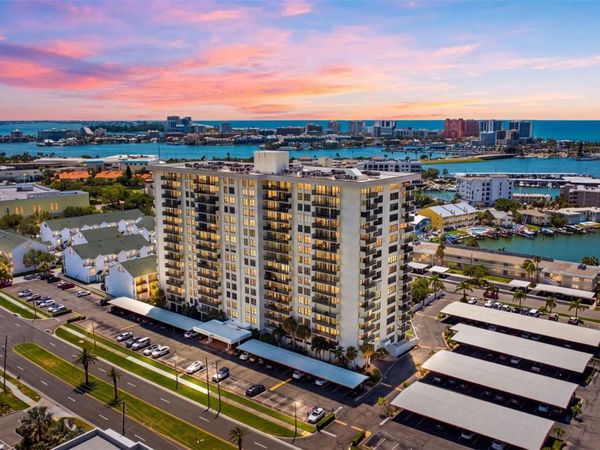 400 ISLAND WAY, Unit 805, CLEARWATER, FL 33767