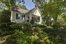 815 Poinsettia Street photo 4