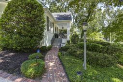 815 Poinsettia Street photo 4