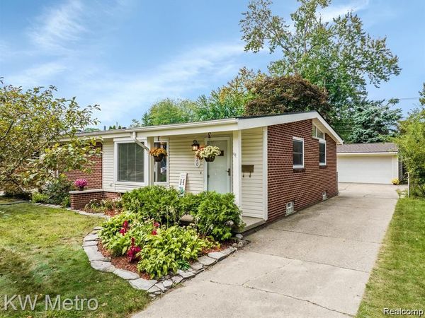 320 W La Salle Avenue , Royal Oak, Mi 48073