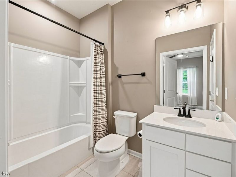 35524 Crystal Creek Court, Grafton, OH 44044 Photo 10