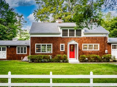 54 Lime Rock , Canaan, CT 06031