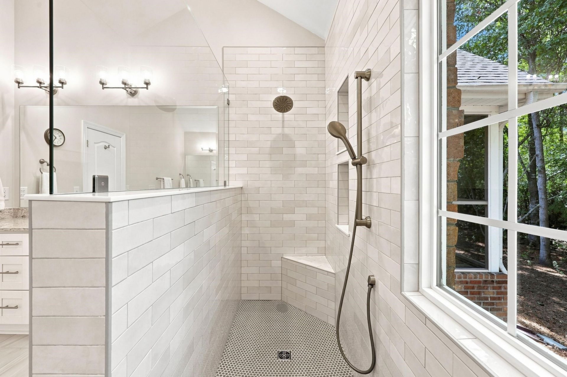 45 Highwood Circle Photo 14