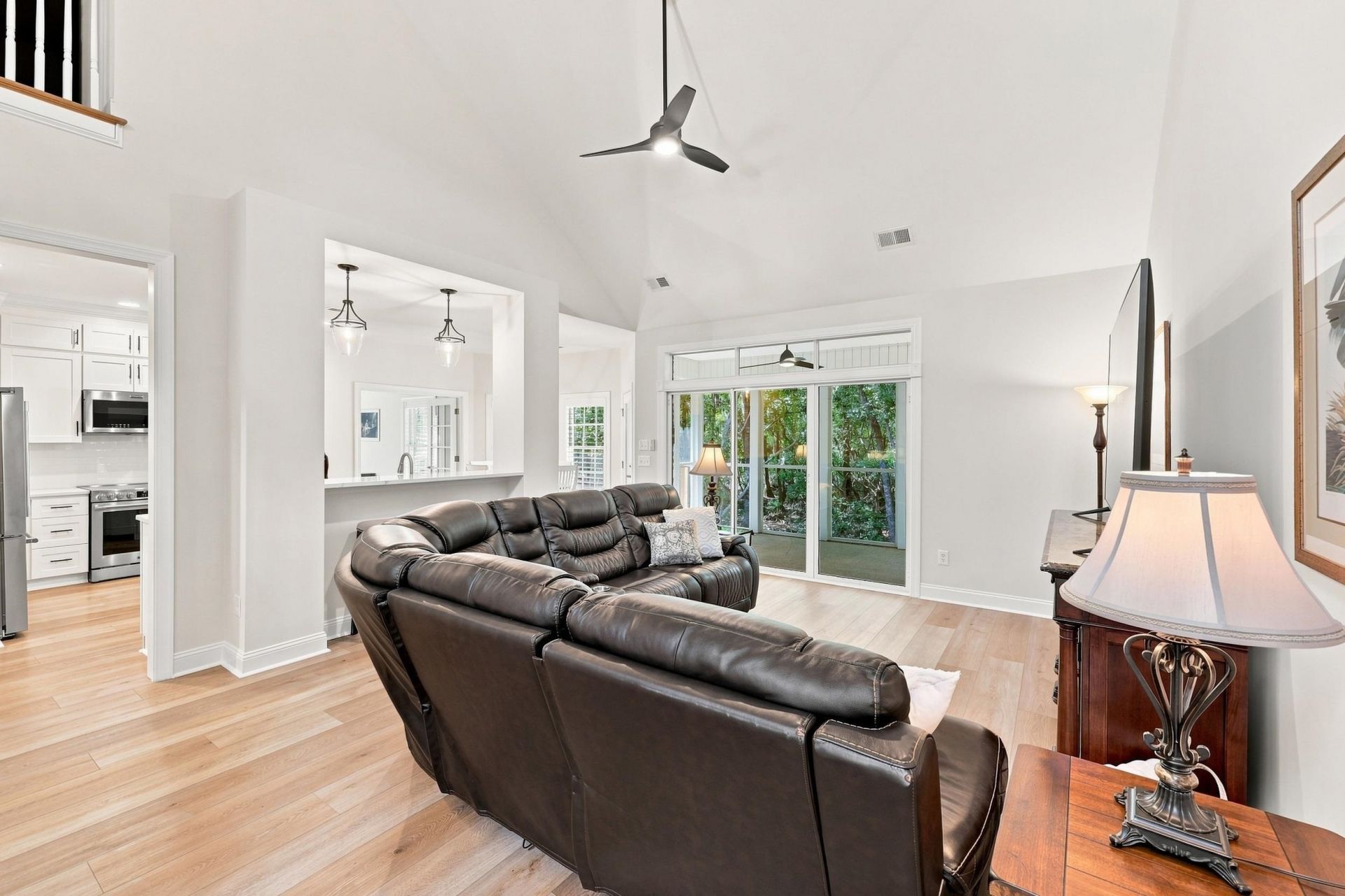 45 Highwood Circle Photo 17