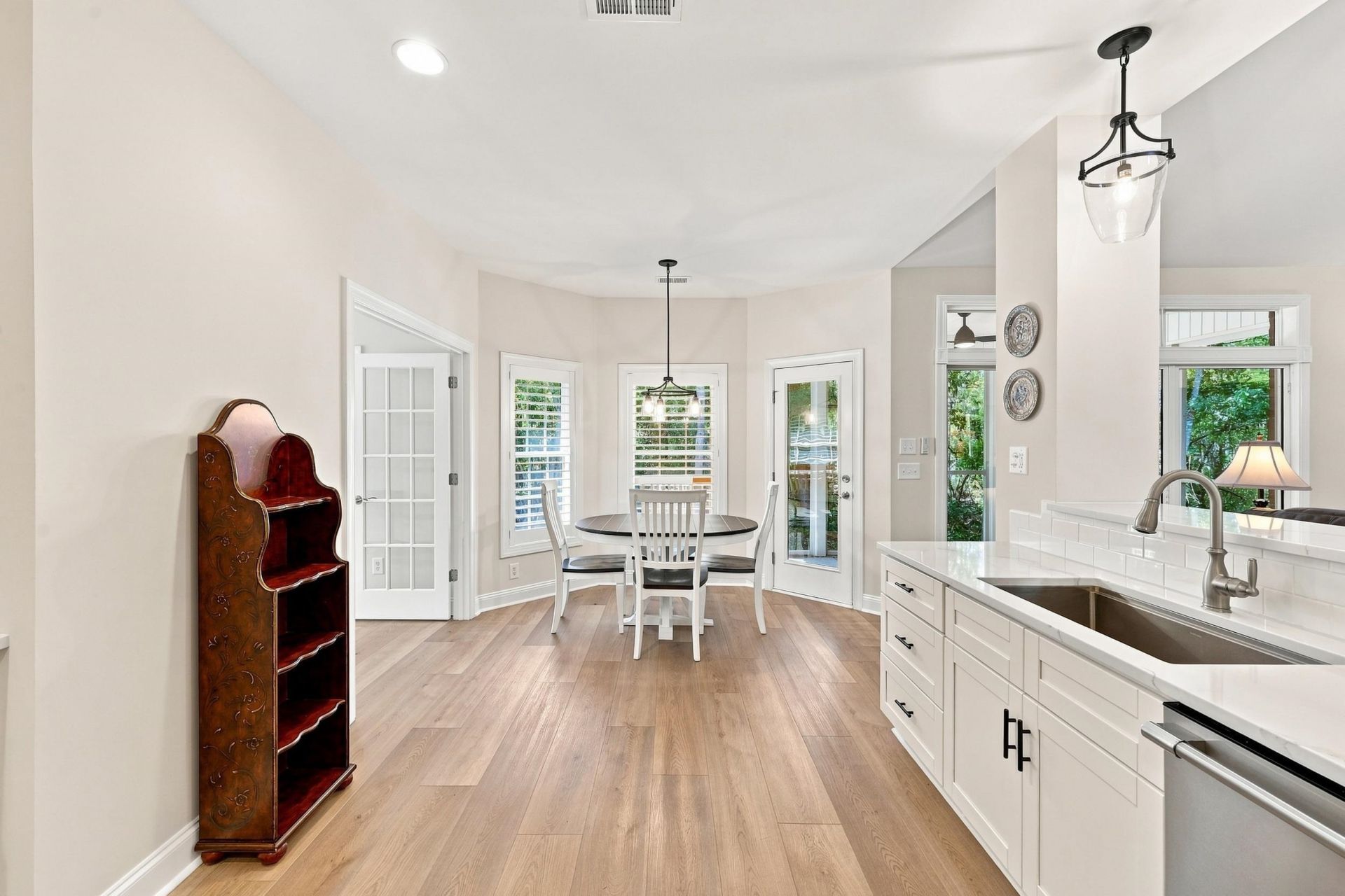 45 Highwood Circle Photo 19