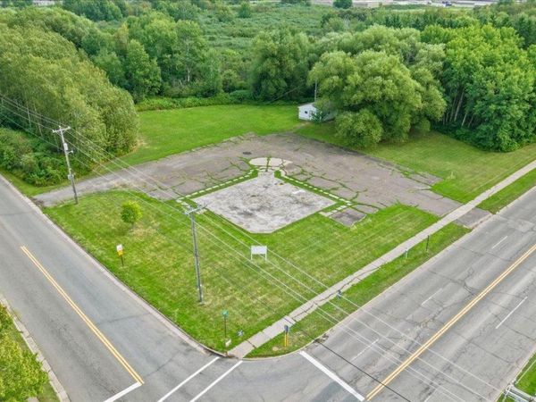 2 N 21st Street E, Superior, WI 54880