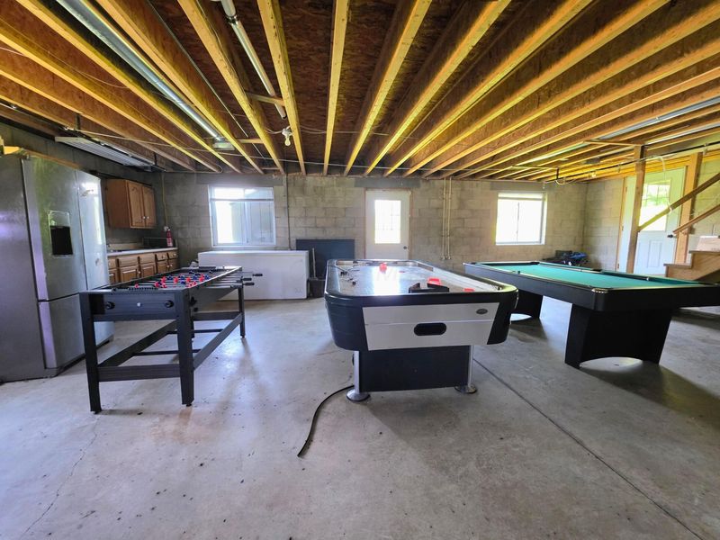1071 Allgyer Road SE, Gnadenhutten, OH 44629 Photo 26