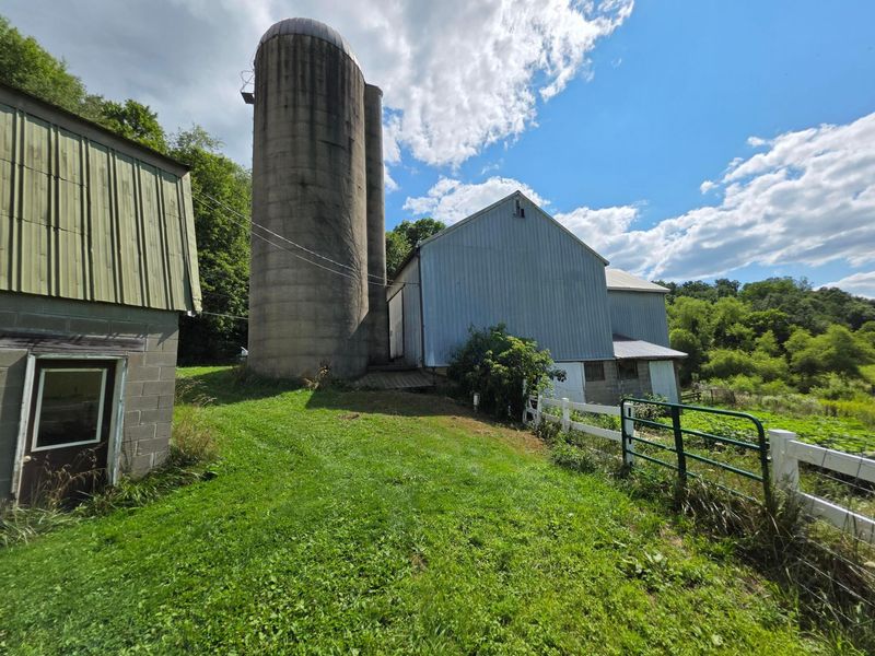1071 Allgyer Road SE, Gnadenhutten, OH 44629 Photo 33