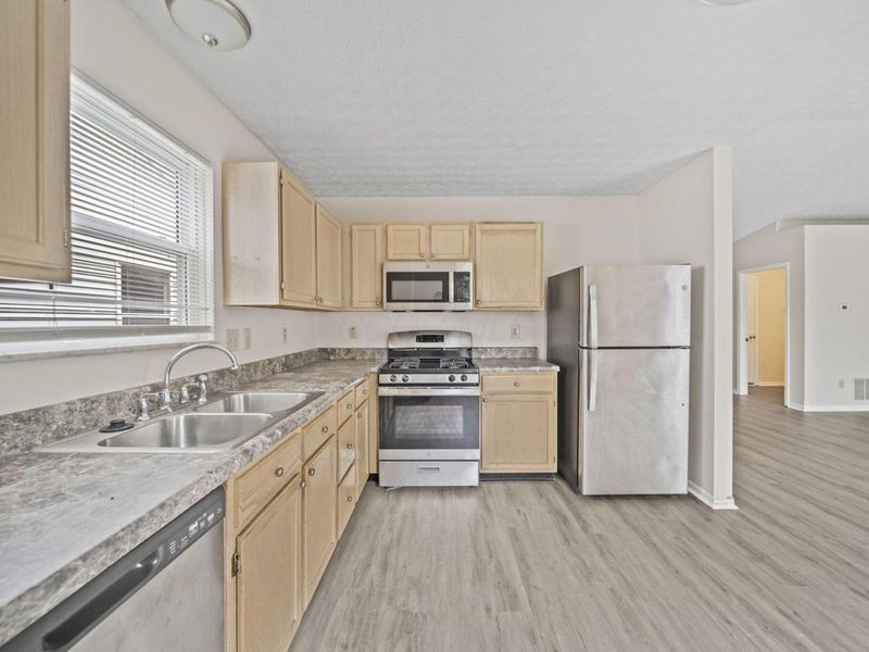 777 Wallinger Drive, Galloway, OH 43119 Photo 13