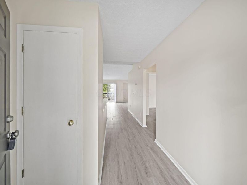 777 Wallinger Drive, Galloway, OH 43119 Photo 6