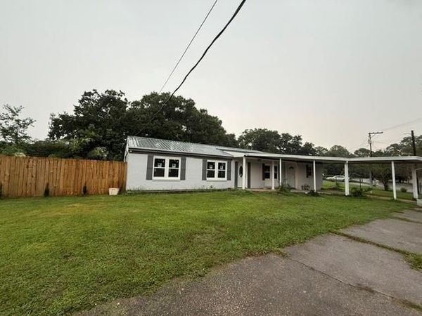 726 Wilshire Road, Mobile, AL 36609