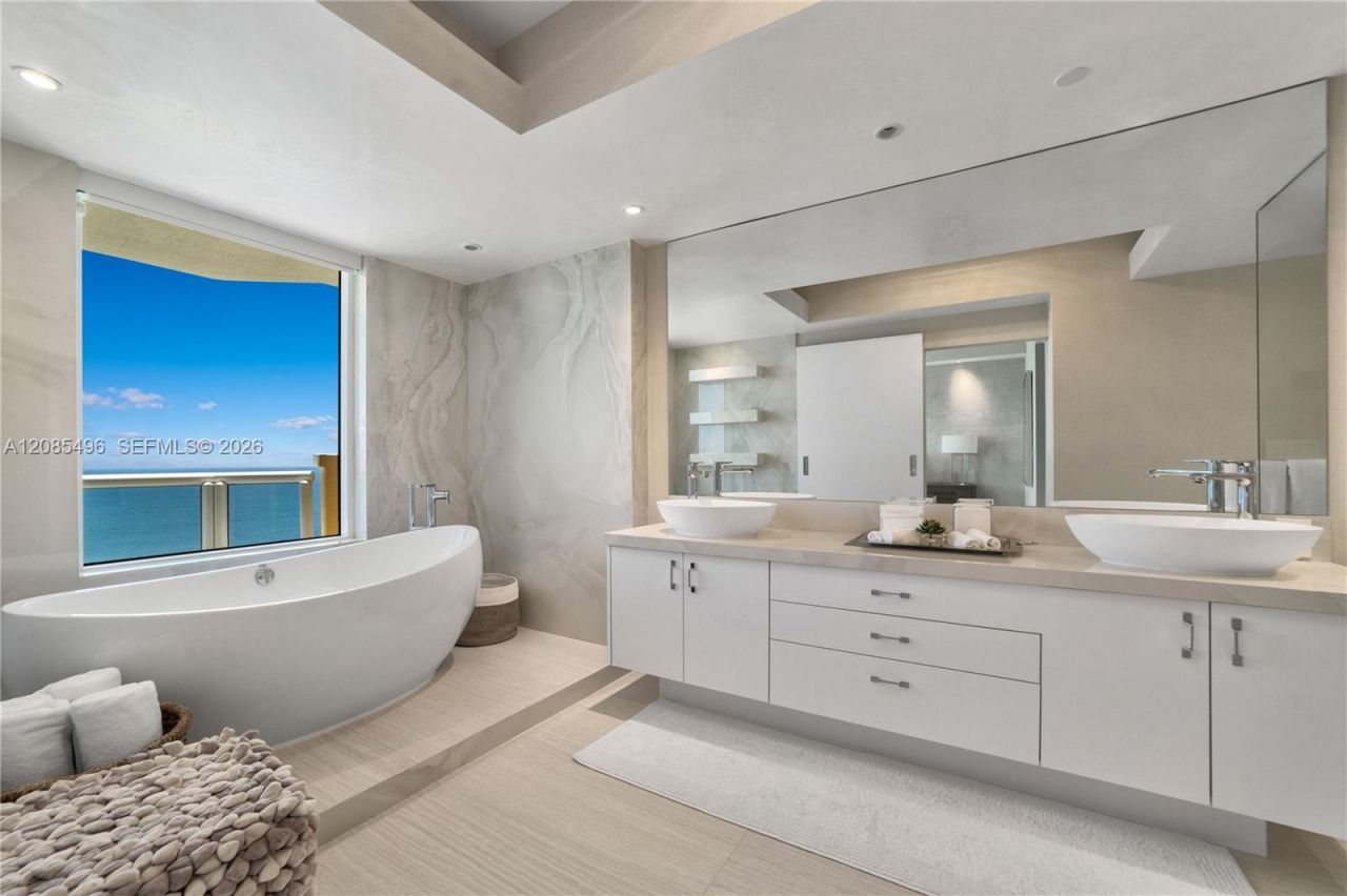 17875 Collins Ave, Unit 3406, Sunny Isles Beach, FL 33160 Photo