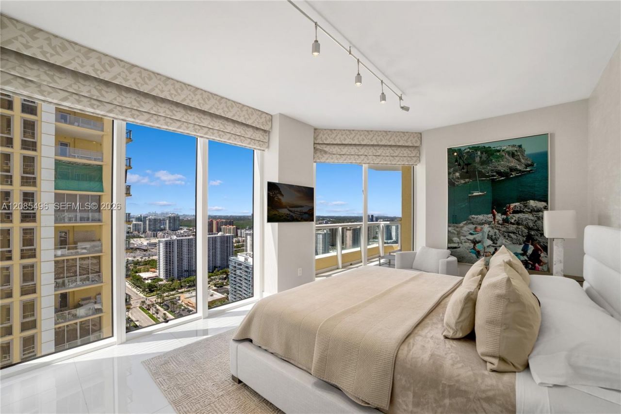 17875 Collins Ave, Unit 3406, Sunny Isles Beach, FL 33160 Photo
