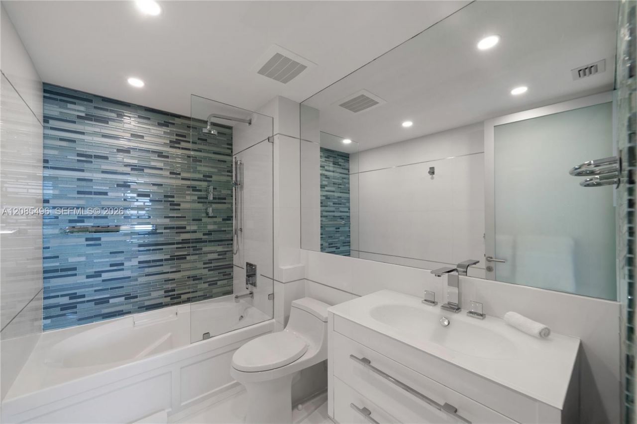 17875 Collins Ave, Unit 3406, Sunny Isles Beach, FL 33160 Photo