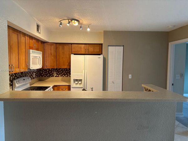 1721 Village Blvd , Unit 205, West Palm Beach, FL 33409